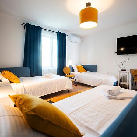 Cozy Nook B&B - Free Private Parking 노비사드 외부 사진