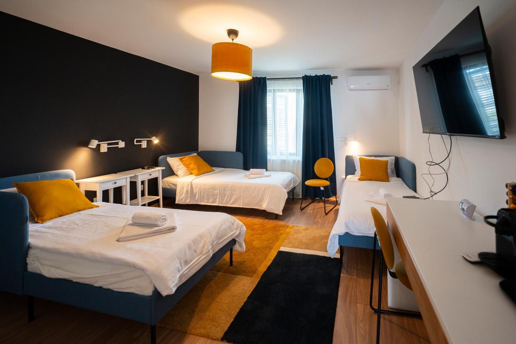 Cozy Nook B&B - Free Private Parking 노비사드 외부 사진